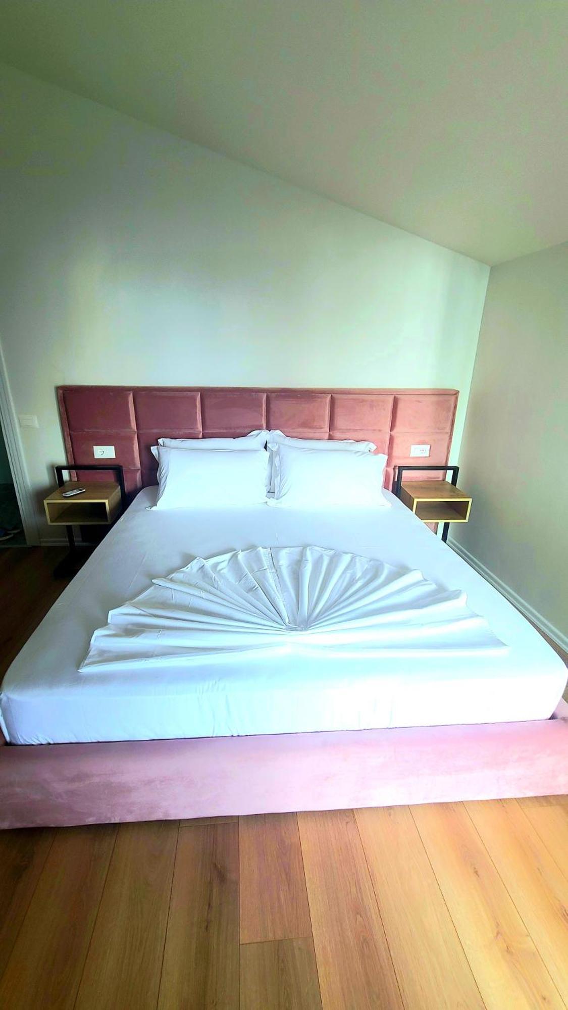 Hotel Noel Vlore Exterior photo