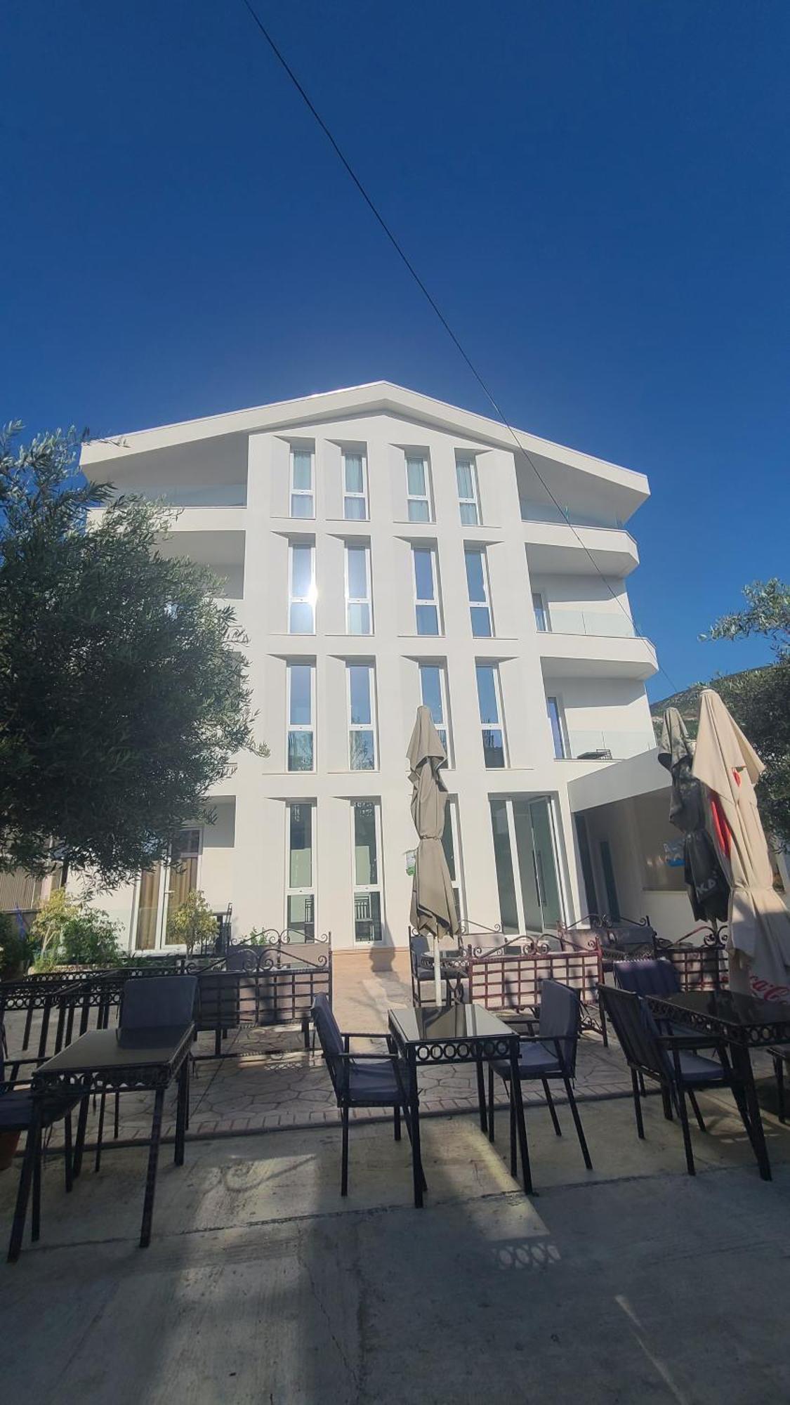 Hotel Noel Vlore Exterior photo